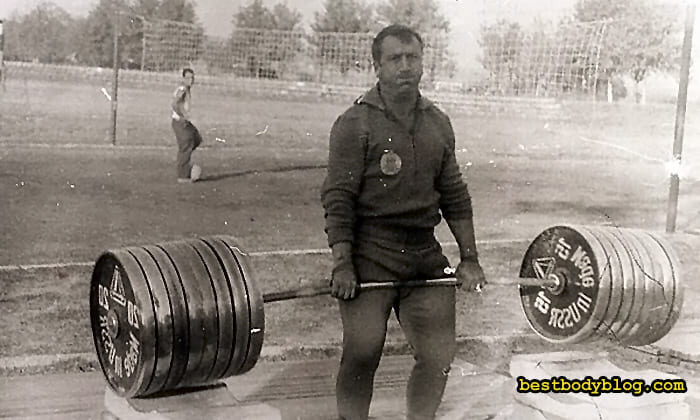 Іван Абаджиєв штангіст